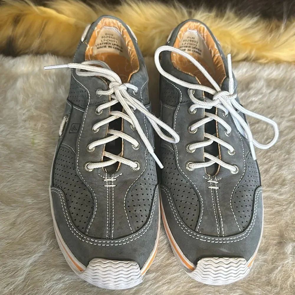 Sperry shoes 8.5 (3600)